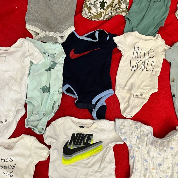 Baby boy bundle 0-3 - Picture 7 of 16